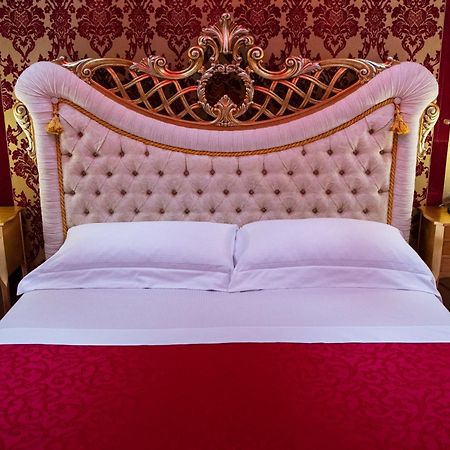 Erossuite Guesthouse روما المظهر الخارجي الصورة